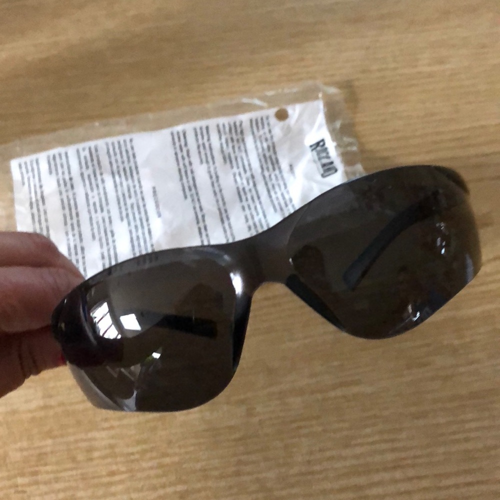 NWT! ROCKLAND Protective Shades